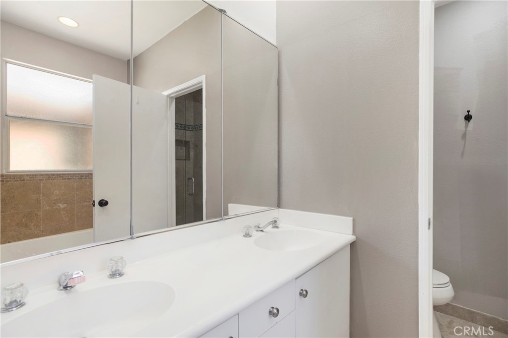 Los Abanicos (LOSA) - Residential Lease