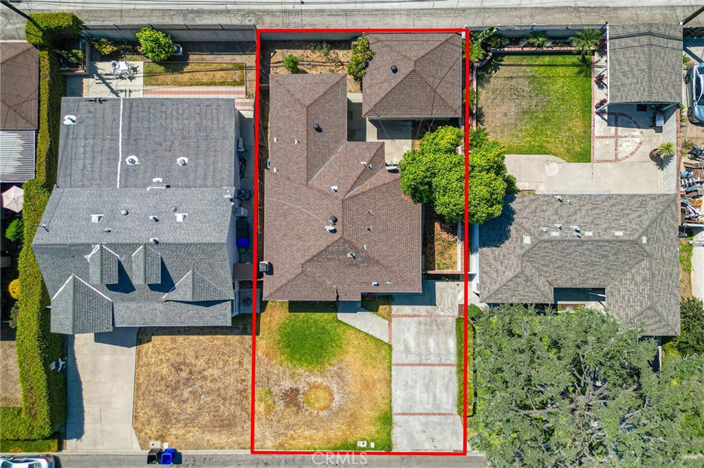 962 E Sandra Avenue