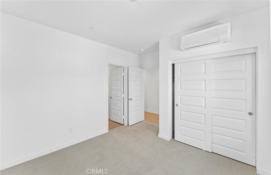 108 Pickwick Lane Court