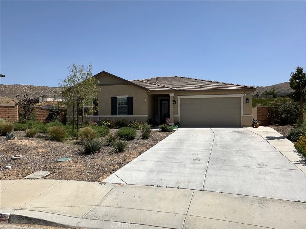 Photo of 7846 Old Timber Court, Riverside, CA 92507 (MLS # CV26082899)