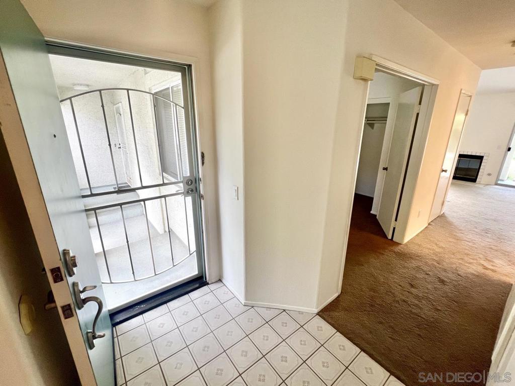 9995 Scripps Westview Way 54