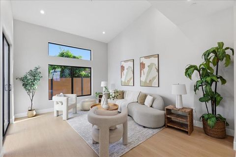 Photo of 453 Arleta Avenue, San Jose, CA 95128 (MLS # ML82039688)