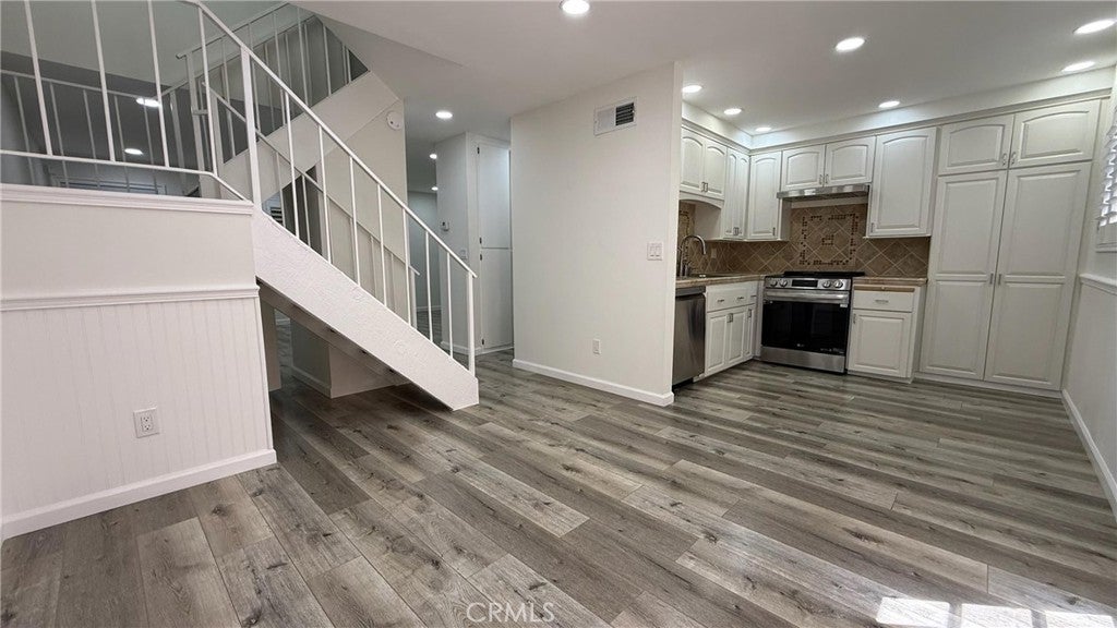 5572 Temple City