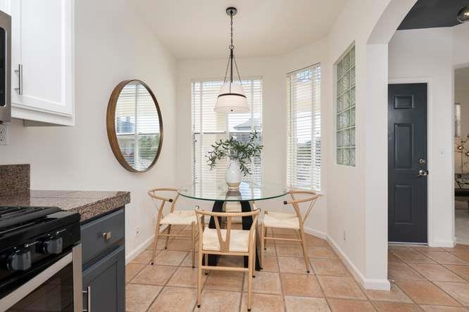 300 Baltic Circle 318