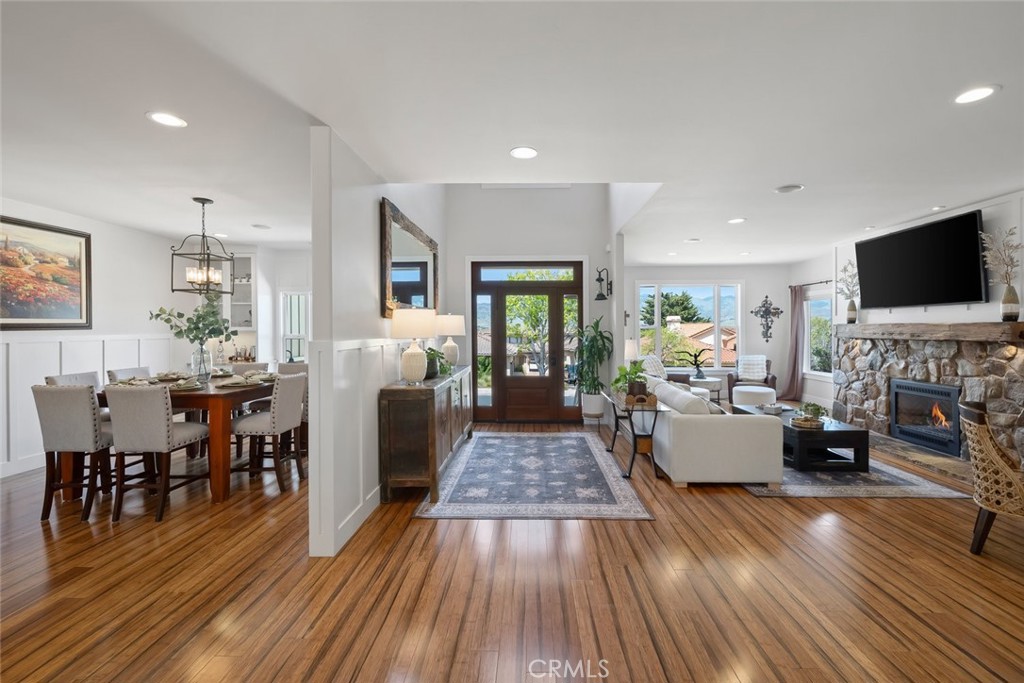 863 Greystone Place