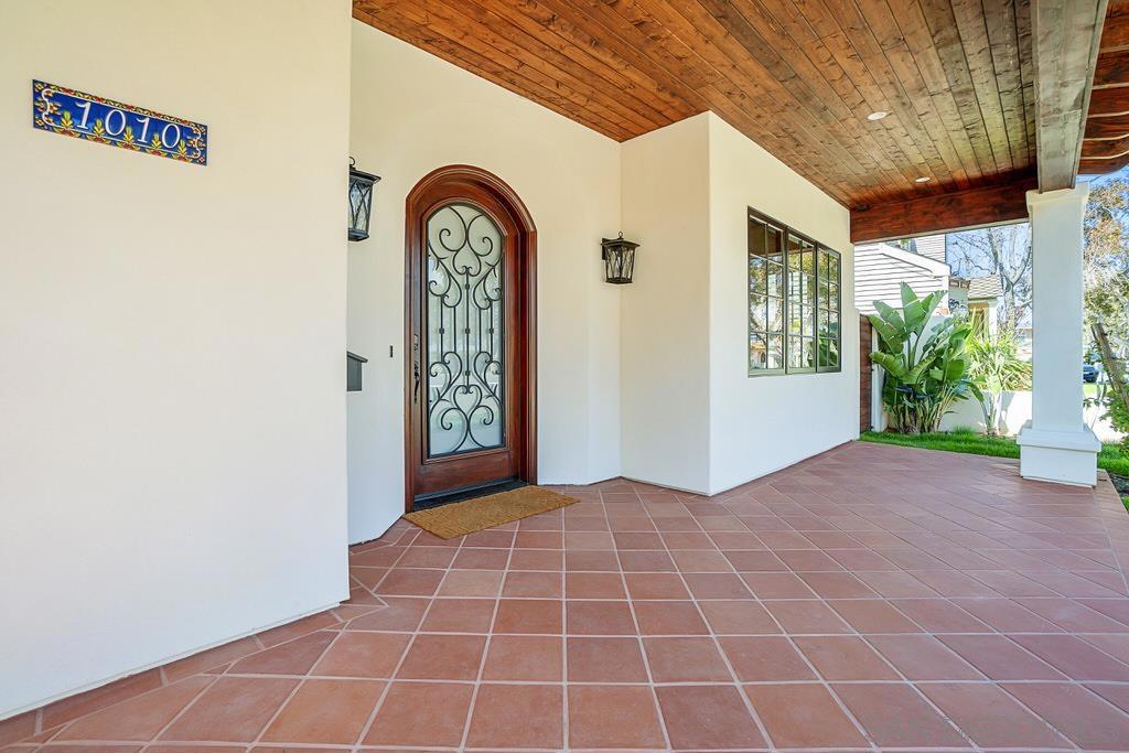 Coronado Village - Residential Lease