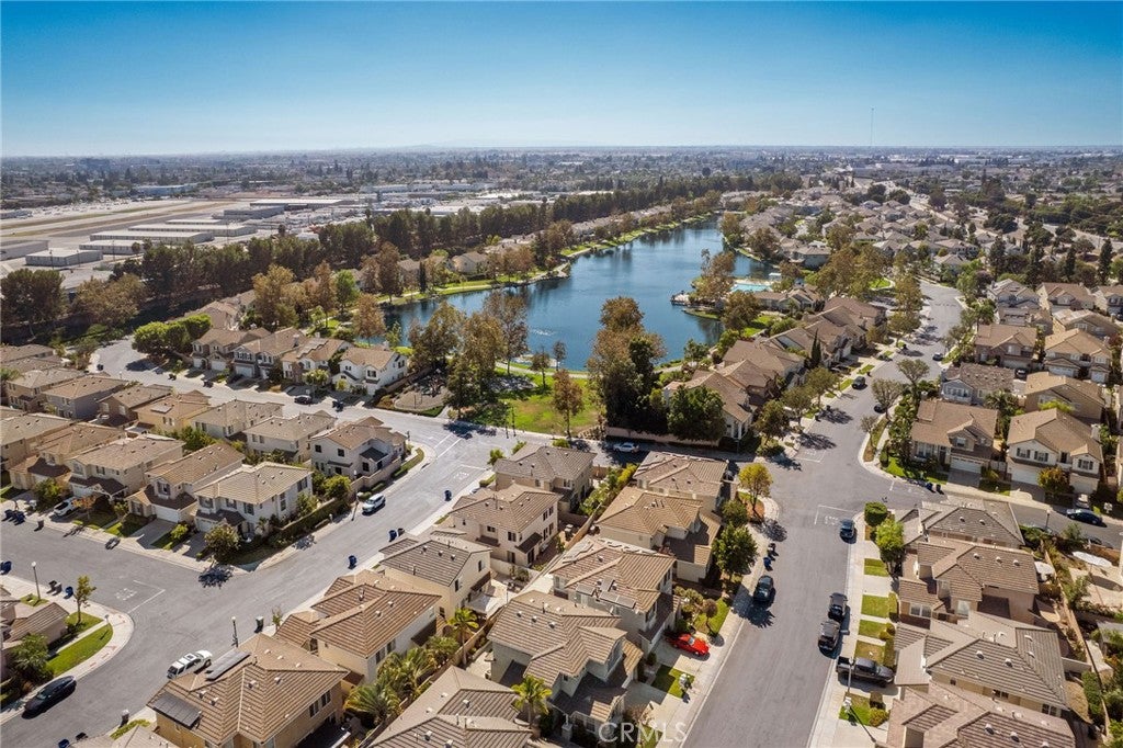 8 Bayview Drive