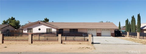 Photo of 22368 Cholena Road, Apple Valley, CA 92307 (MLS # HD26199641)