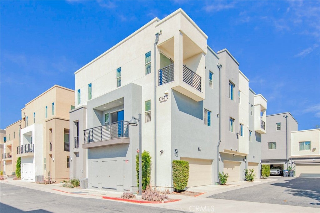 179 Cadence, Irvine CA 92618