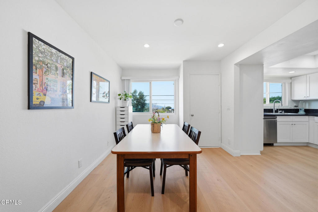 10260 Plainview Avenue 12