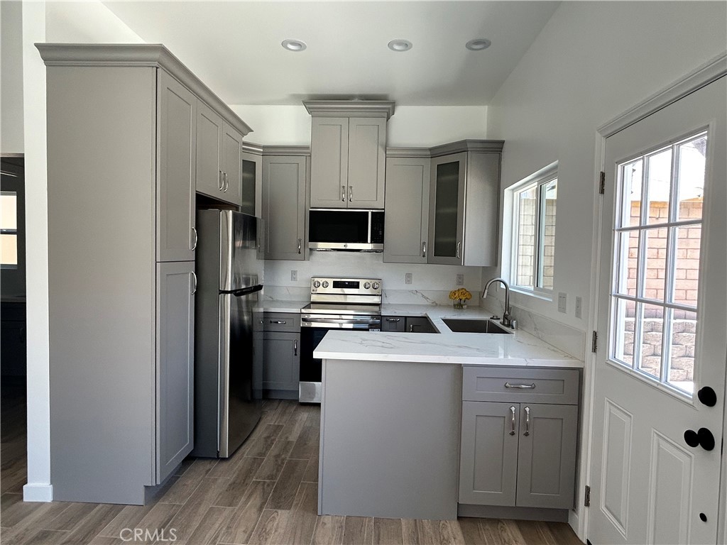 Photo 1 of 19 — 23646 Dune Mear, Lake Forest, CA 92630