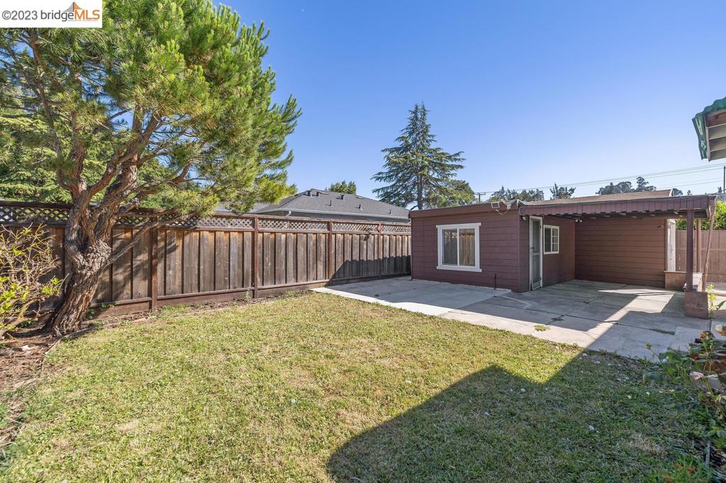 OAKLAND - Residential