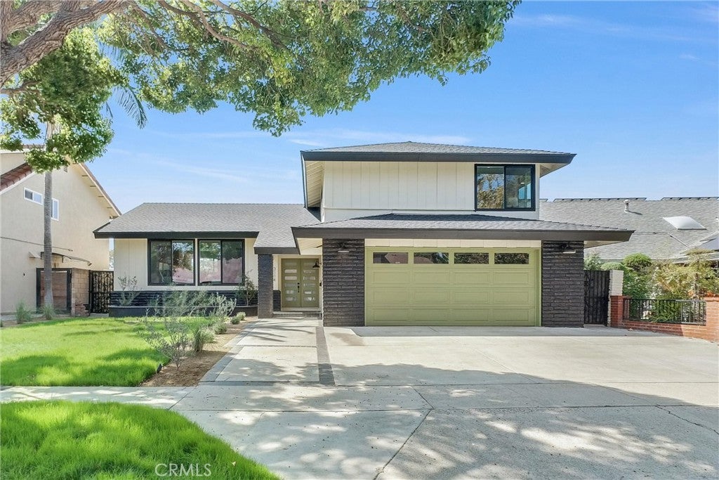 3114 S Rene