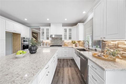 Tiny photo for 27555 Paper Bark Avenue, Murrieta, CA 92562 (MLS # SW26080700)