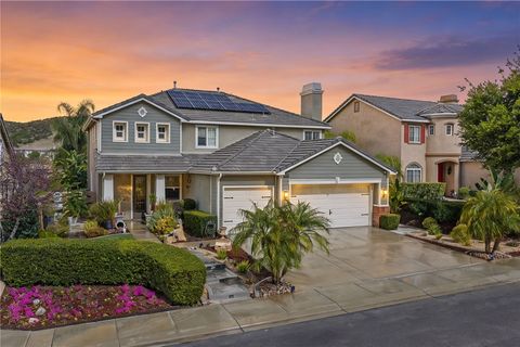 Photo of 27555 Paper Bark Avenue, Murrieta, CA 92562 (MLS # SW26080700)