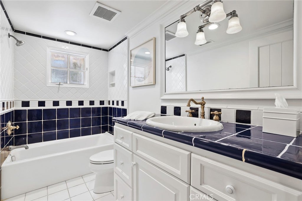 21 Bay Island, Newport Beach CA 92661 - Photo 43