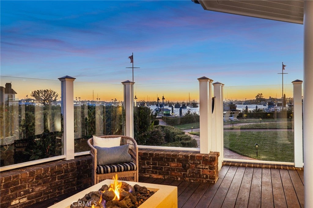21 Bay Island, Newport Beach CA 92661 - Photo 48