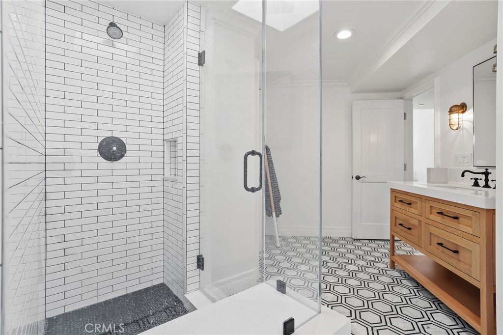 21 Bay Island, Newport Beach CA 92661 - Photo 41