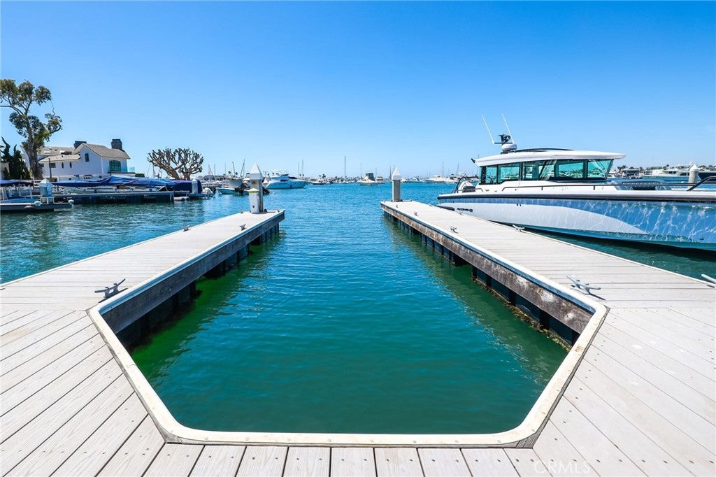 21 Bay Island, Newport Beach CA 92661 - Photo 70