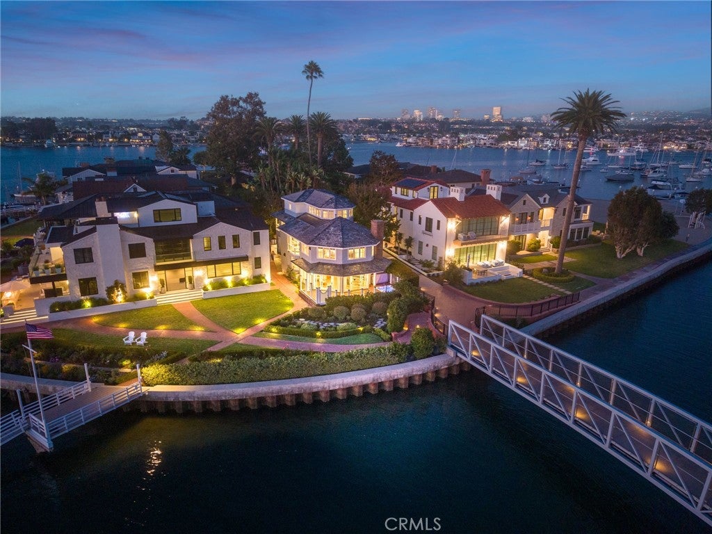 21 Bay Island, Newport Beach CA 92661 - Photo 55