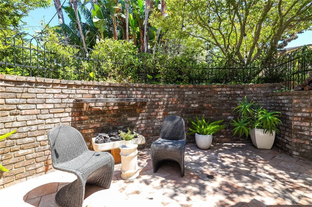 21 Bay Island, Newport Beach CA 92661 - Photo 27