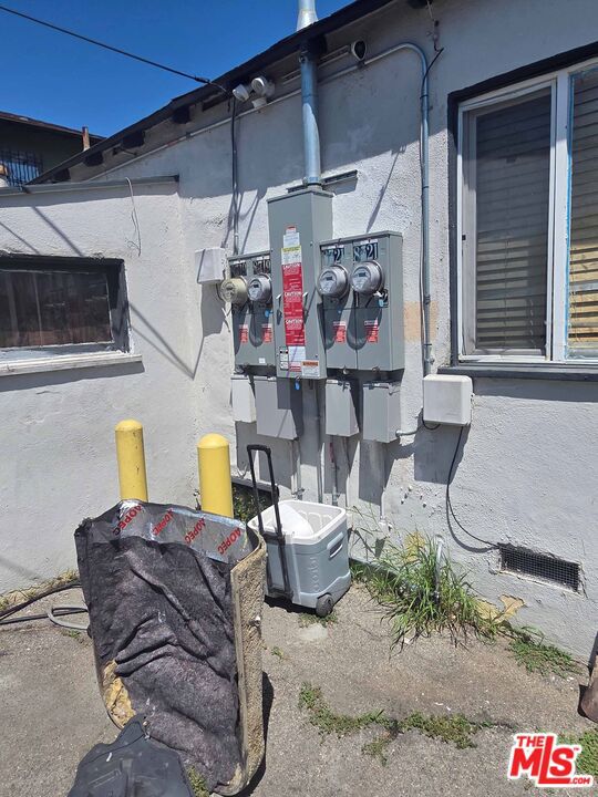 8719 Orchard Avenue