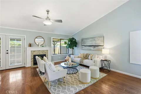 20066 Avenue Of The Oaks, Newhall, CA 91321 - MLS#: SR26011035