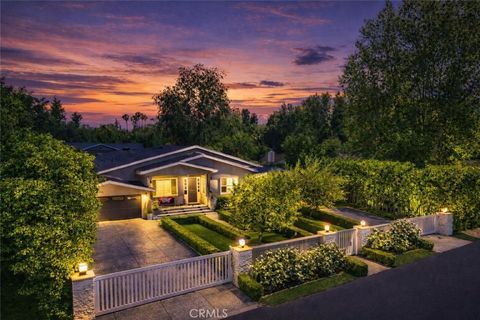 Photo of 6038 Jumilla AVE, Woodland Hills, CA 91367 (MLS # SR26099358)