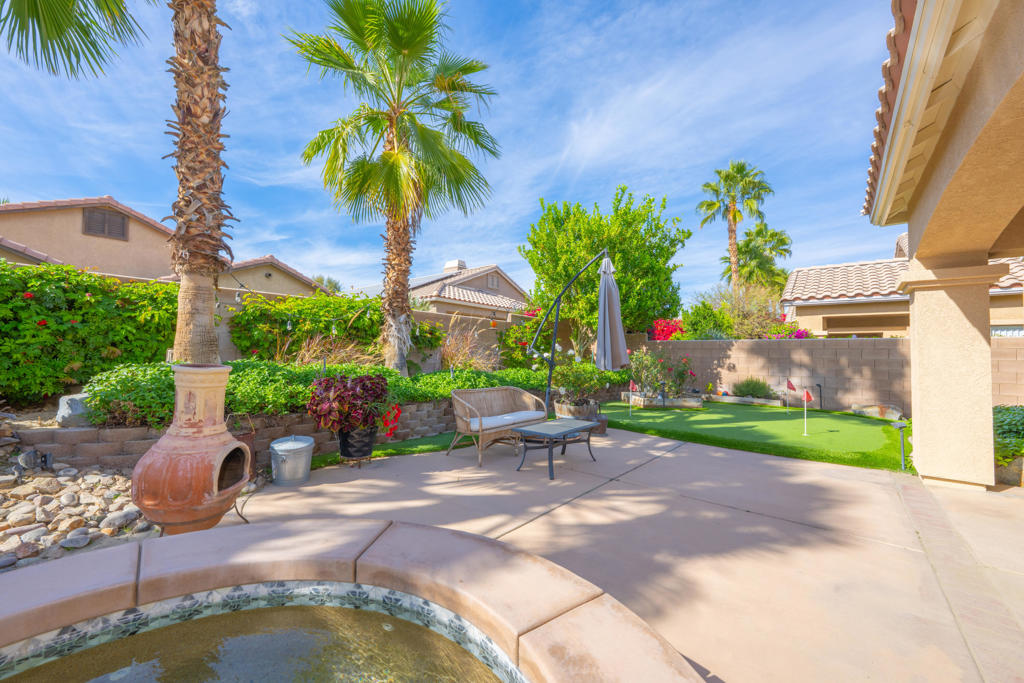 45595 Banff Springs Street