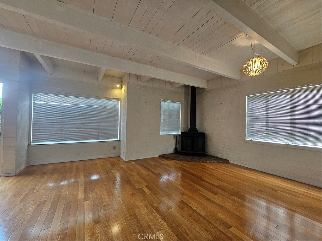 12217 Dorothy Street