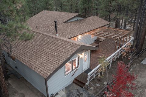 Photo of 430 Piney Ln, Big Bear Lake, CA 92315 (MLS # PW25248990) Photo of 430 Piney Ln, Big Bear Lake, CA 92315 (MLS # PW25248990)