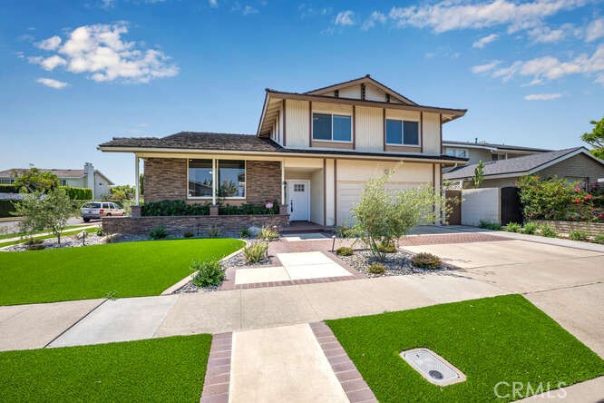 3201 Lama Avenue