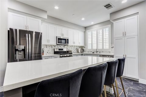 Photo of 625 Savi Drive #102, Corona, CA 92878 (MLS # SW26014329)