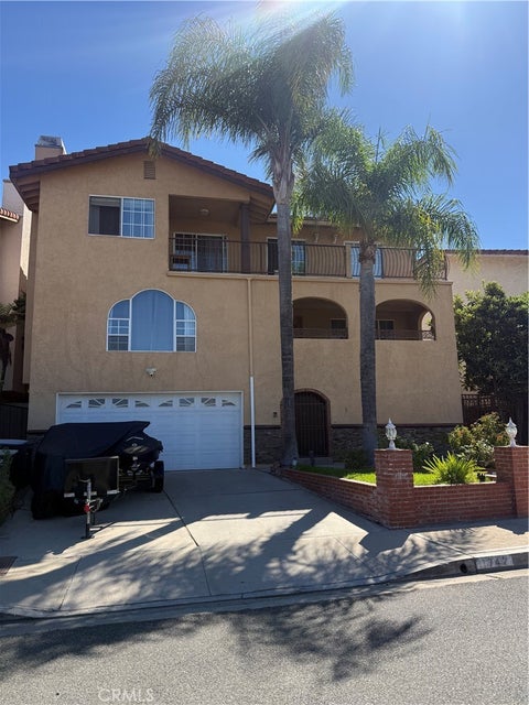 Photo of 1742 Rudell RD, Burbank, CA 91501 (MLS # SR26153102)