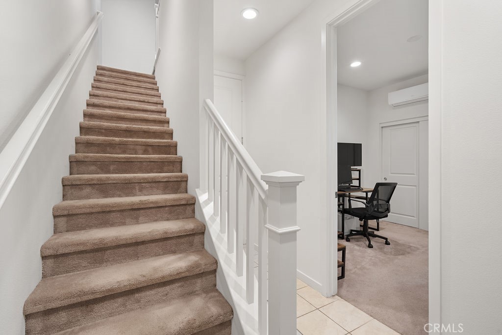1102 Edgeton Court
