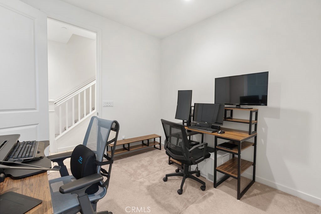 1102 Edgeton Court