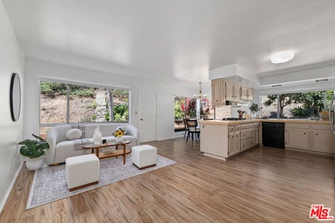 Tiny photo for 2537 Cordelia Road, Los Angeles, CA 90049 (MLS # 26877803)