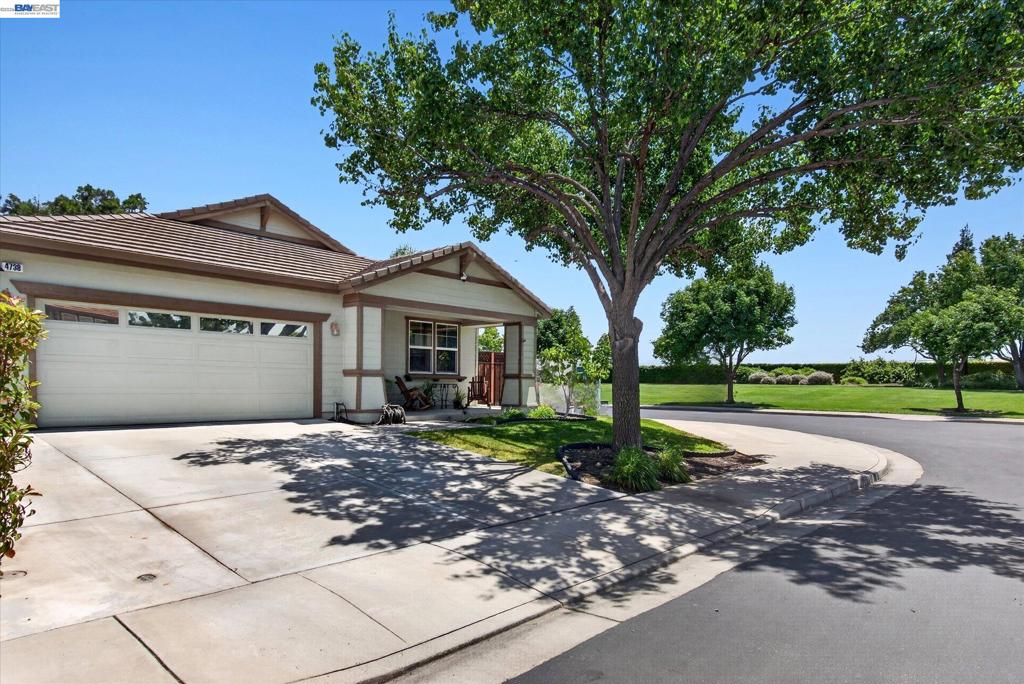 4738 Bonsai Ave
