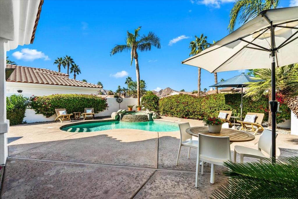 La Quinta Fairways - Residential