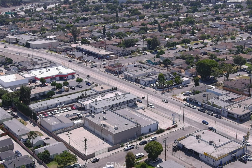 - Commercial Lease