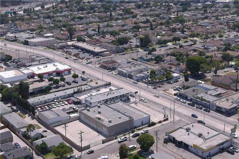 13180 Paramount Boulevard South Gate CA 90280