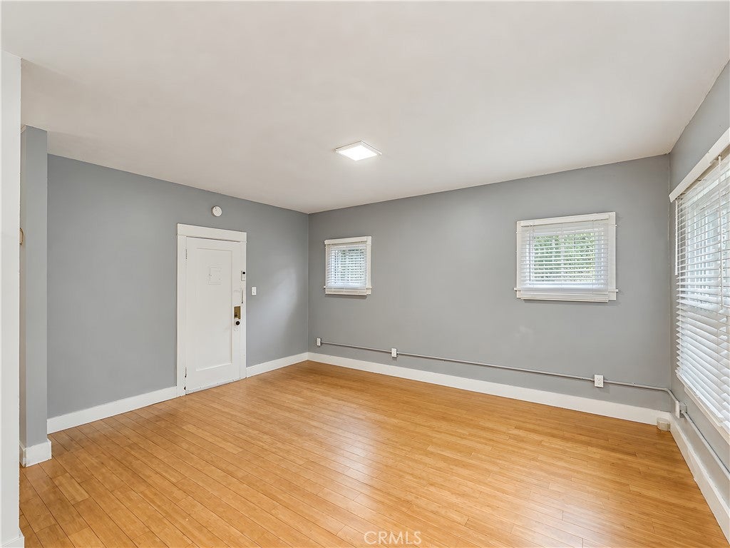 635 Elm Avenue 10