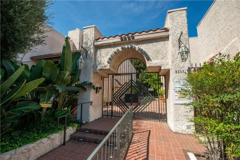 5333 Zelzah Avenue Unit 102, Encino, CA 91316 - MLS#: SR26111853