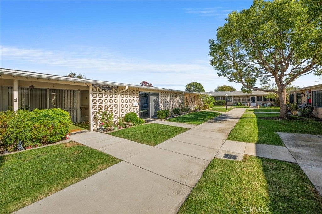 1280 Knollwood Road 40B