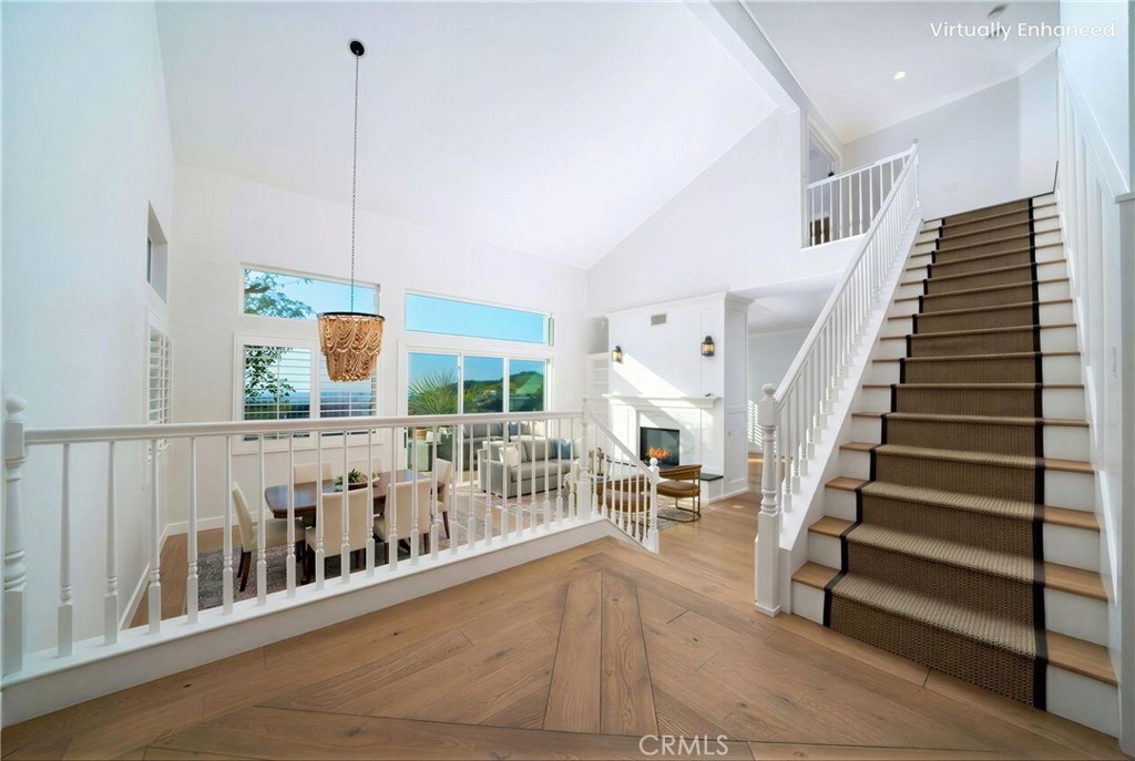 6206 E Cliffway Drive