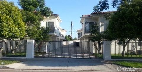 Photo of 418 E Hardy Street #4, Inglewood, CA 90301 (MLS # SR26019593)