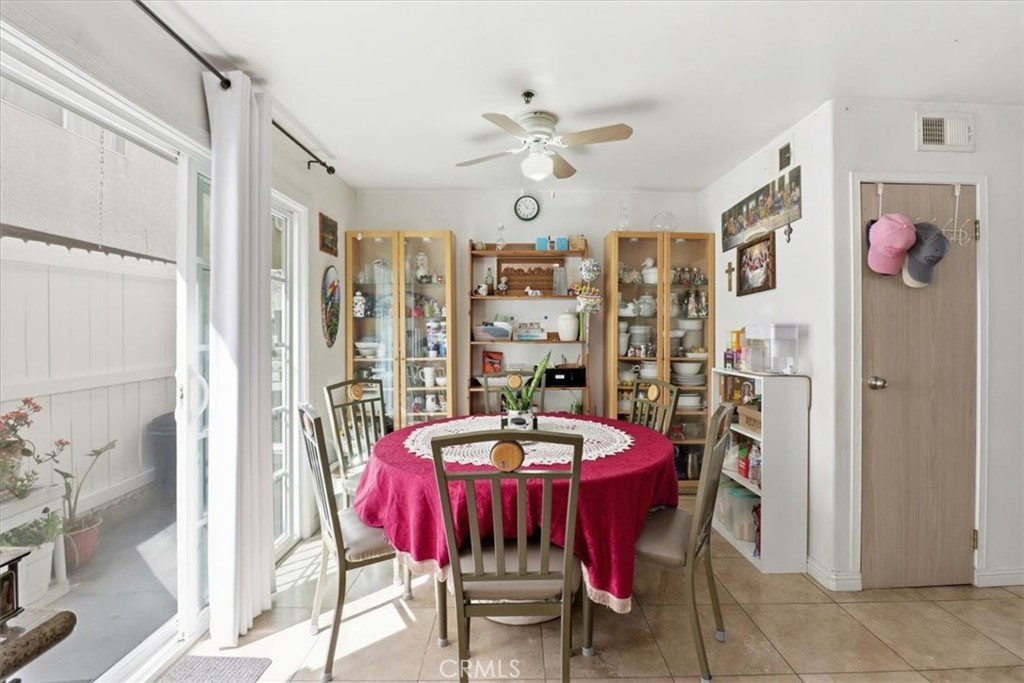 9146 Tobias Avenue 4