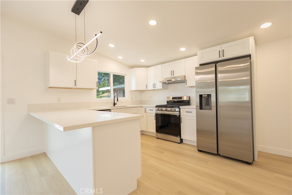 413 S Poplar