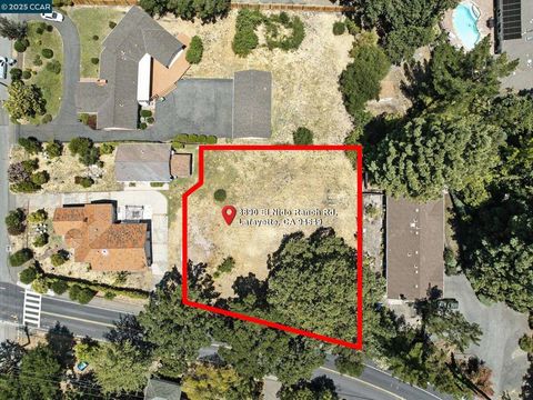 Photo of 3894 El Nido Ranch Rd, Lafayette, CA 94549 (MLS # 41103324)