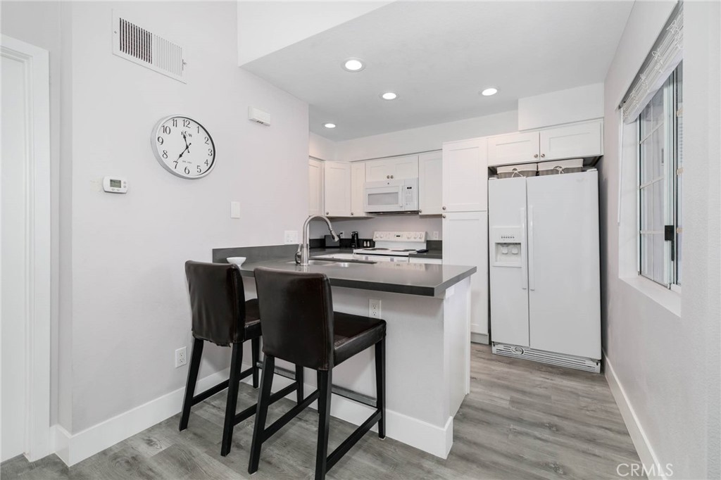 Chelsea Courts - Residential Lease